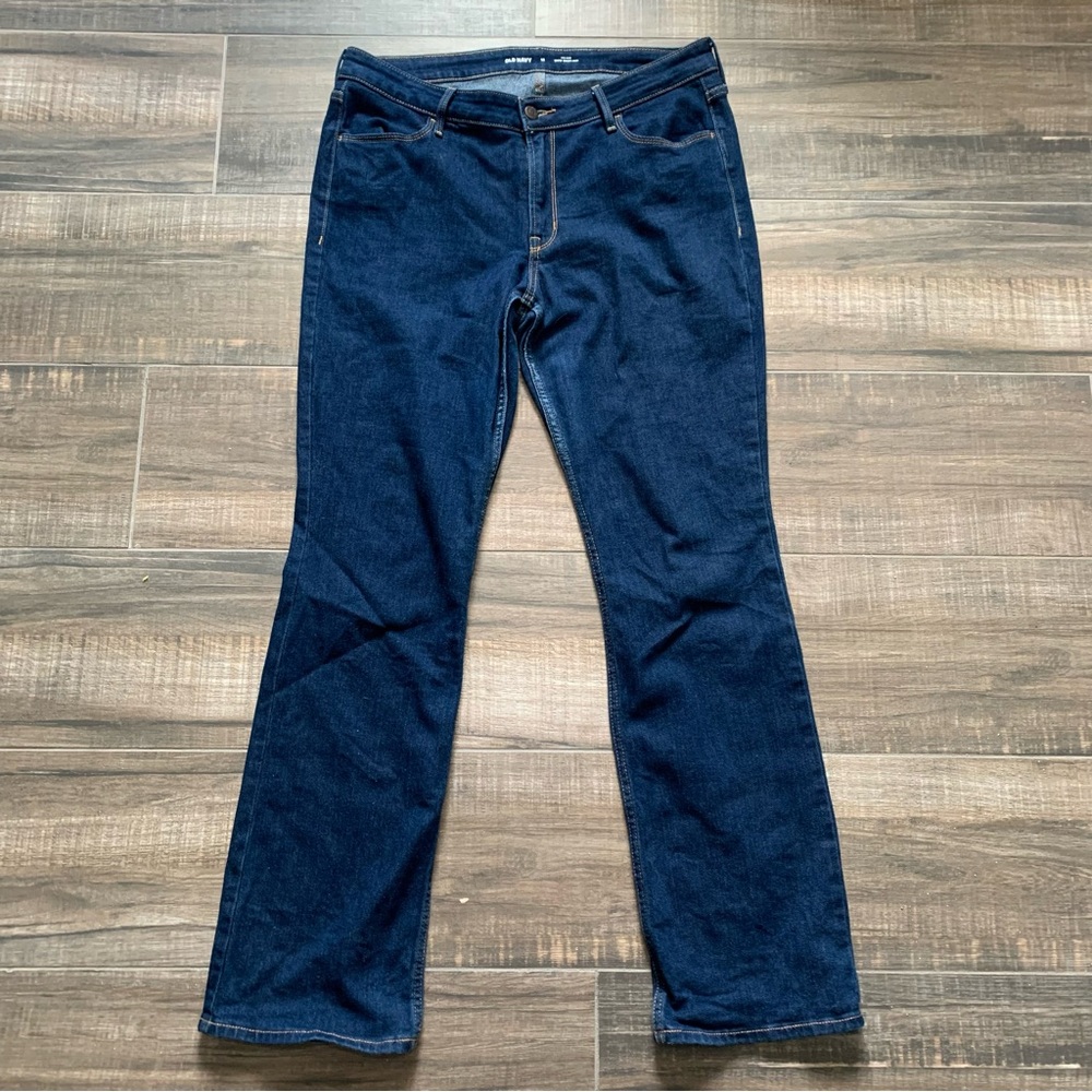 Old Navy Mid-Rise Wow Boot-Cut Jeans